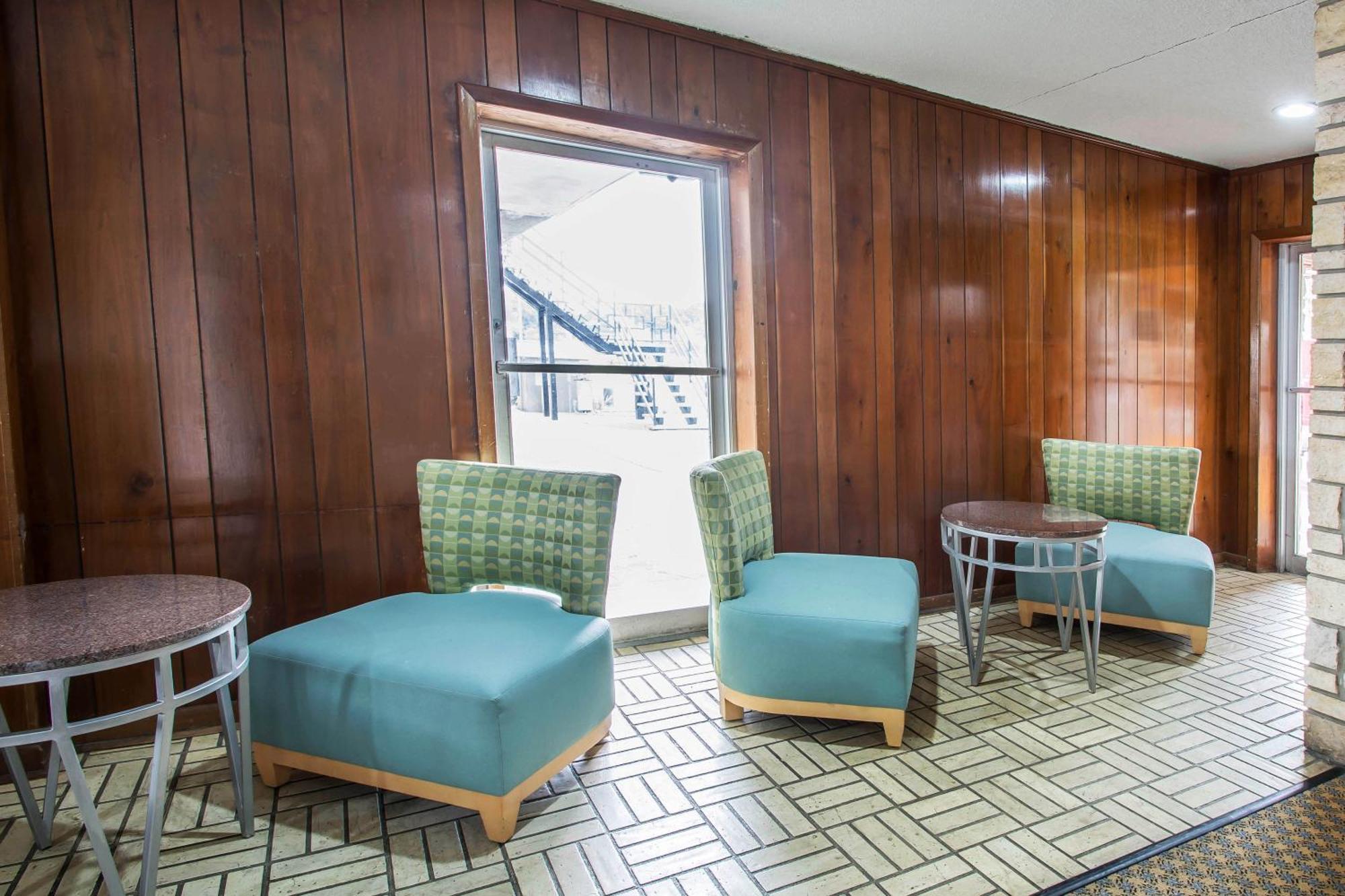 Rodeway Inn & Suites Winter Haven Chain Of Lakes Buitenkant foto